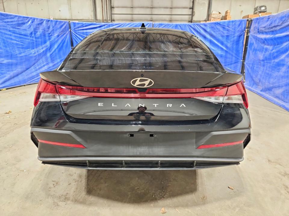 2025 Hyundai Elantra მანქანა იყიდება აუქციონზე, vin: KMHLM4DG3SU090350, აუქციონის ნომერი: 71944516