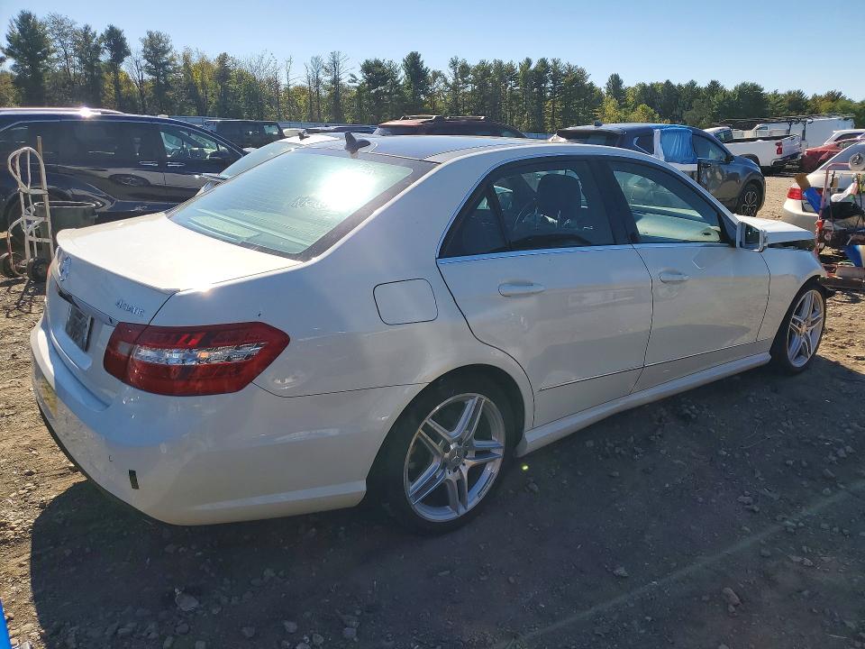 70819456 :رقم المزاد ، WDDHF8HB4BA392389 vin ، 2011 Mercedes-benz E مزاد بيع