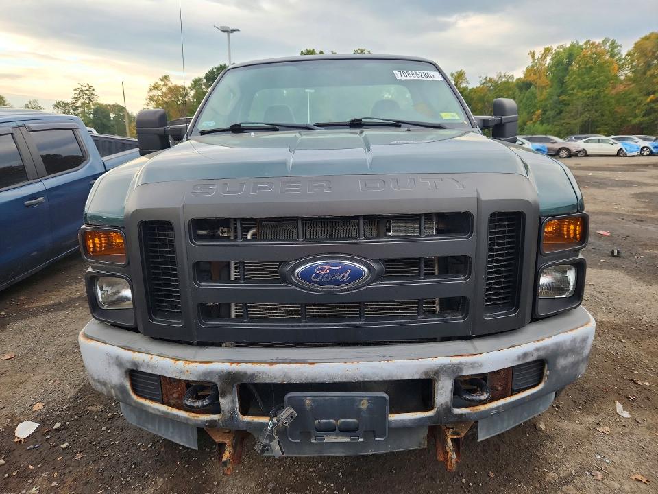 2008 Ford F250 მანქანა იყიდება აუქციონზე, vin: 1FTNF21568EC52070, აუქციონის ნომერი: 70885286