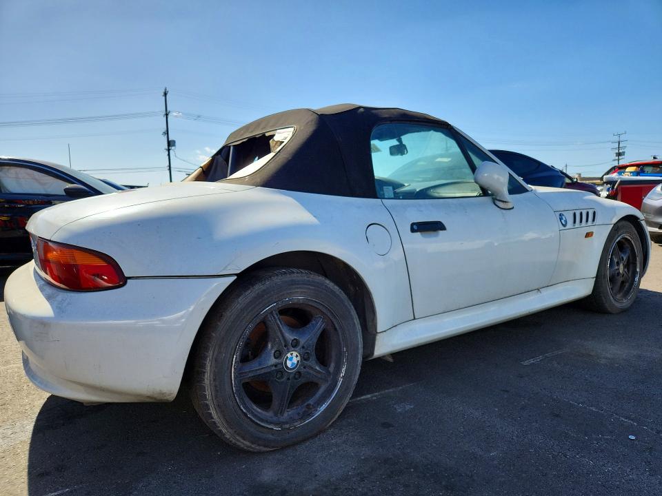 1999 Bmw Z3 მანქანა იყიდება აუქციონზე, vin: 4USCH9333XLG00548, აუქციონის ნომერი: 73076786