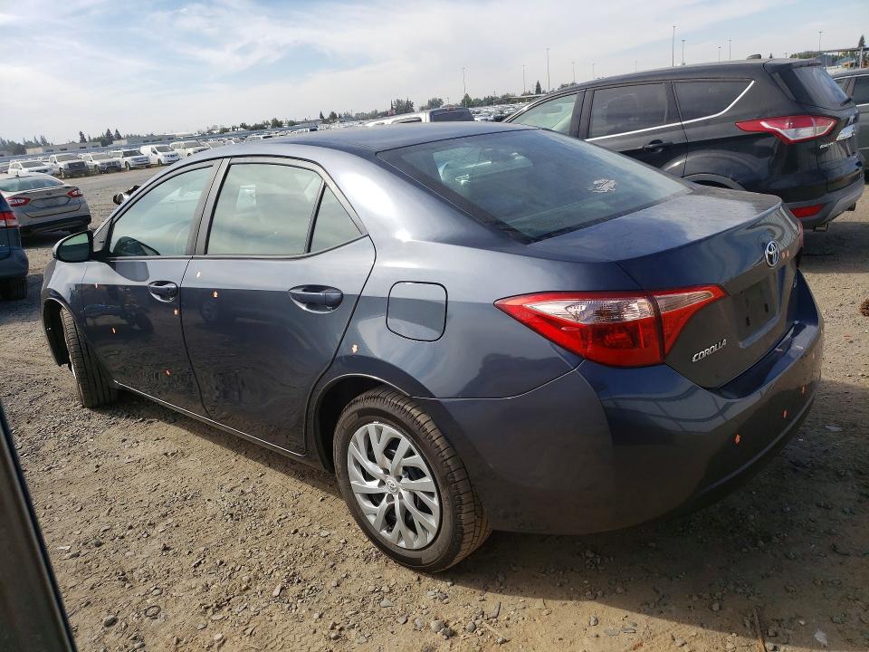 70932106 :رقم المزاد ، 5YFBURHE3HP723215 vin ، 2017 Toyota Corolla مزاد بيع