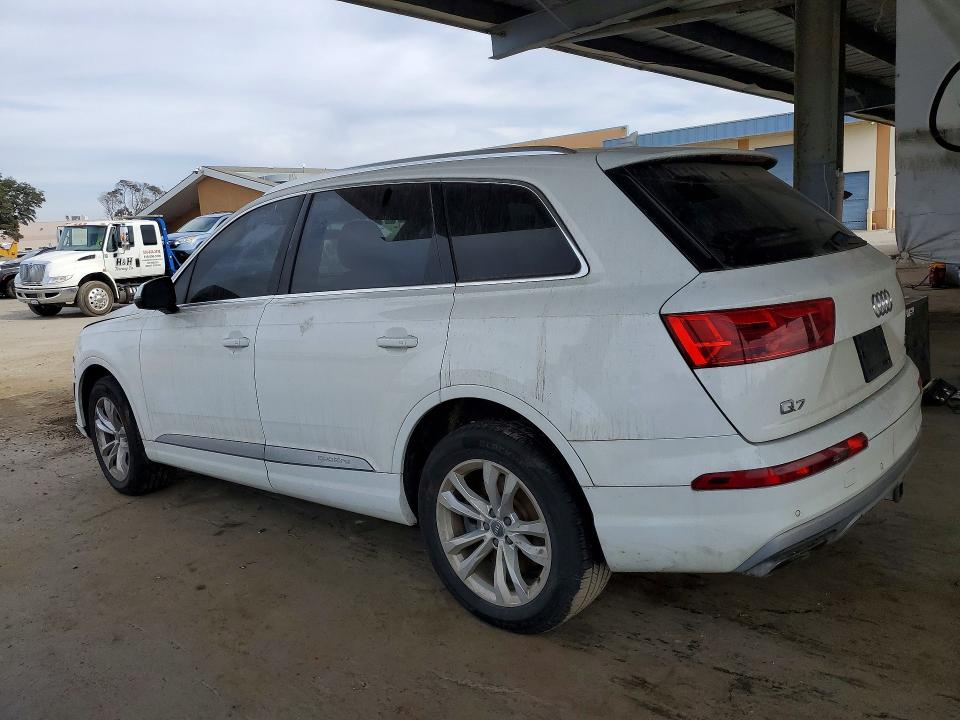 71712916 :رقم المزاد ، WA1AAAF75HD004698 vin ، 2017 Audi Q7 مزاد بيع