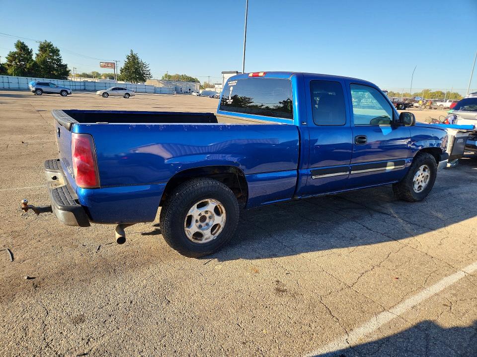 72572576 :رقم المزاد ، 2GCEC19T531166054 vin ، 2003 Chevrolet Silverado مزاد بيع