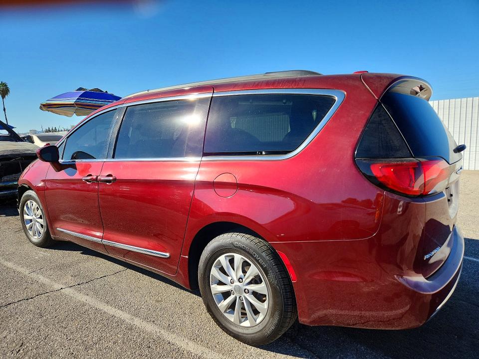 2017 Chrysler Pacifica მანქანა იყიდება აუქციონზე, vin: 2C4RC1BG0HR509246, აუქციონის ნომერი: 72013286