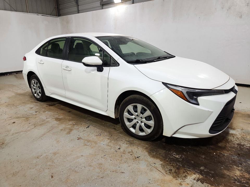 Продажа на аукционе авто 2023 Toyota Corolla Hybrid, vin: JTDBCMFE0PJ006072, номер лота: 70830426