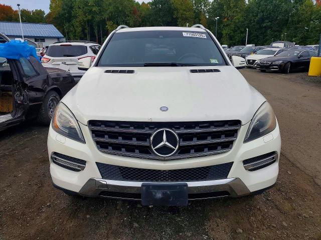 2013 Mercedes-benz Ml მანქანა იყიდება აუქციონზე, vin: 4JGDA5HB3DA153940, აუქციონის ნომერი: 71503126