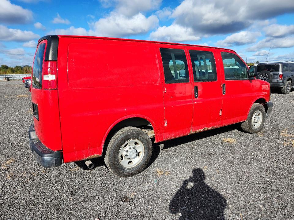 69601326 :رقم المزاد ، 1GCWGAFP9J1255094 vin ، 2018 Chevrolet Express 2500 مزاد بيع
