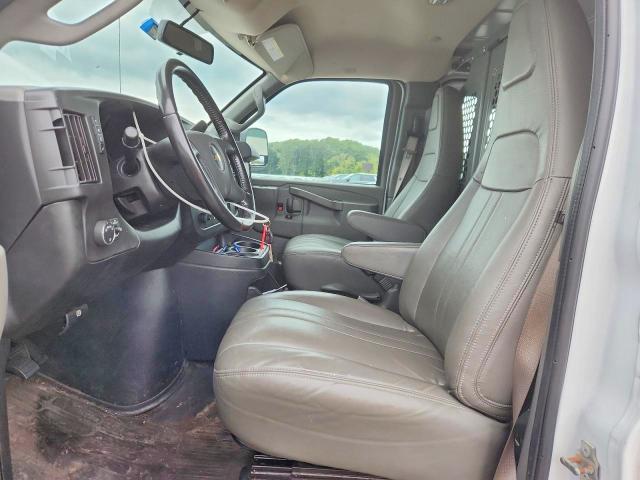 2020 Chevrolet Express G2500 მანქანა იყიდება აუქციონზე, vin: 1GCWGAFP5L1275197, აუქციონის ნომერი: 70694896
