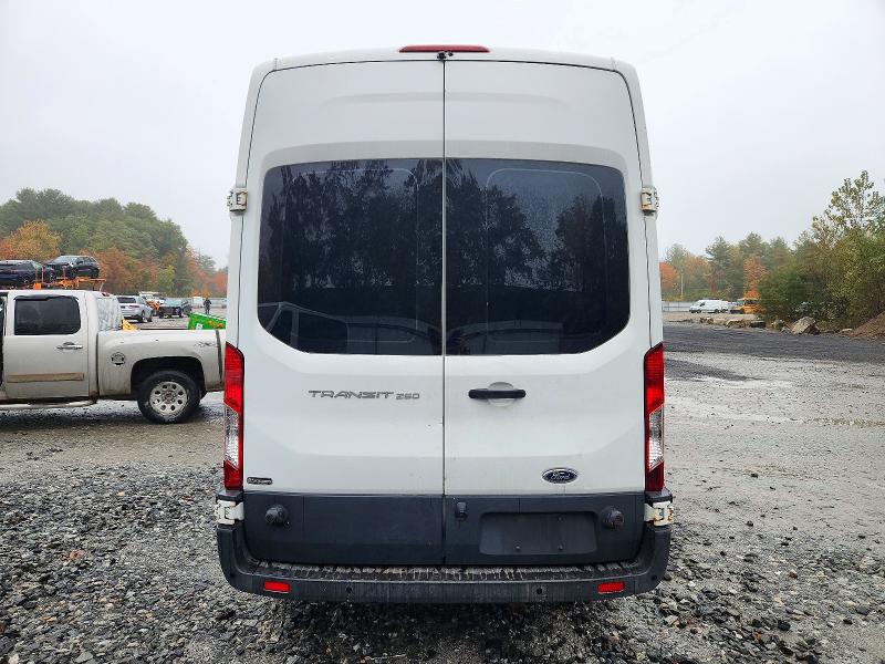71649346 :رقم المزاد ، 1FTYR2XM3GKB21990 vin ، 2016 Ford Transit مزاد بيع