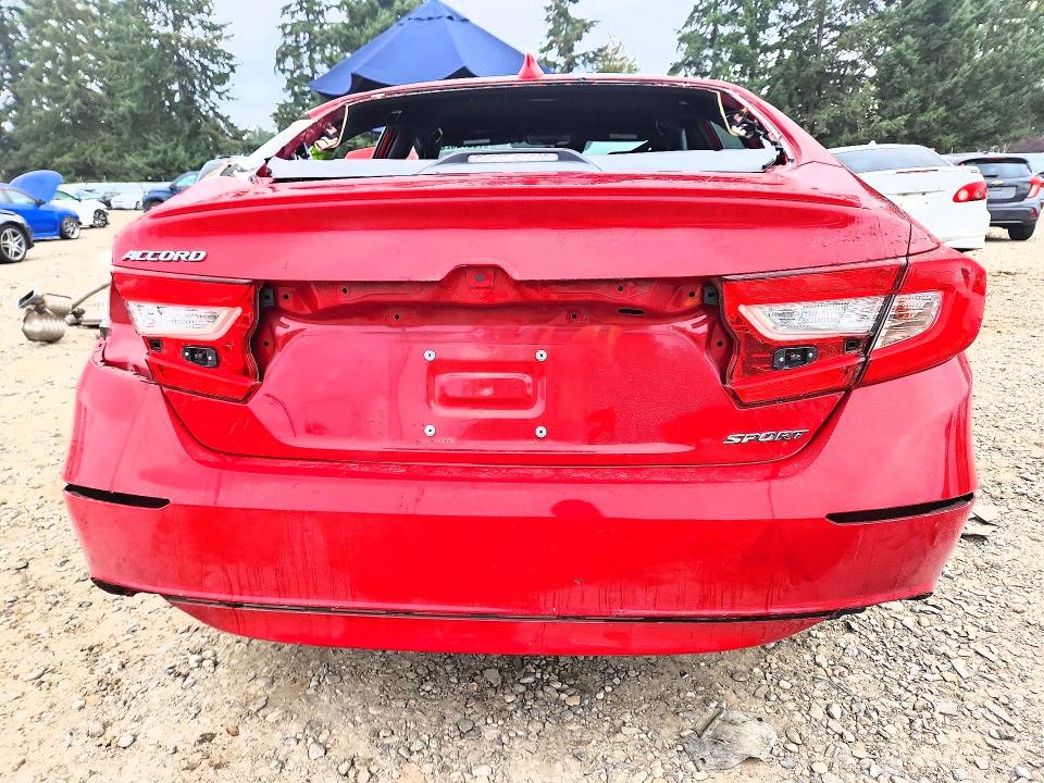 2020 Honda Accord მანქანა იყიდება აუქციონზე, vin: 1HGCV1F35LA004129, აუქციონის ნომერი: 70272326