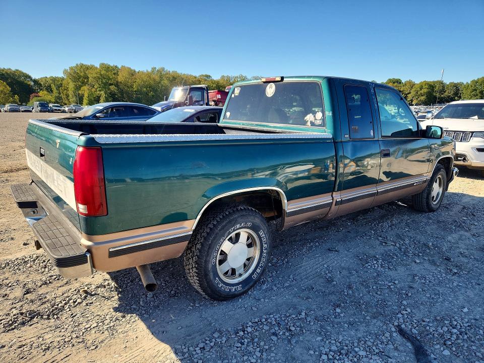 1997 Chevrolet Silverado მანქანა იყიდება აუქციონზე, vin: 2GCEC19R2V1293688, აუქციონის ნომერი: 72039456