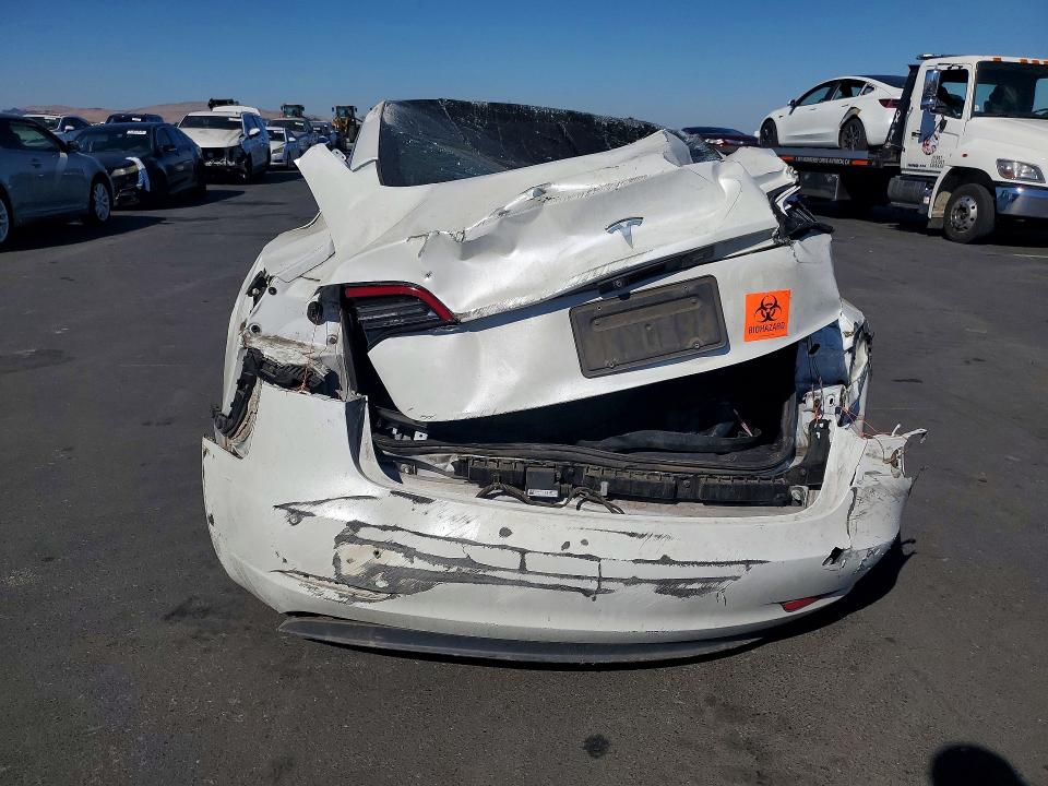 Продажа на аукционе авто 2019 Tesla Model 3, vin: 5YJ3E1EA3KF330998, номер лота: 71847186