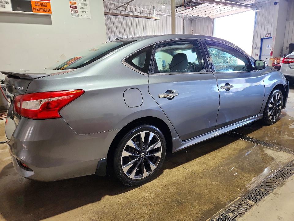 72222166 :رقم المزاد ، 3N1CB7AP4JY204435 vin ، 2018 Nissan Sentra مزاد بيع