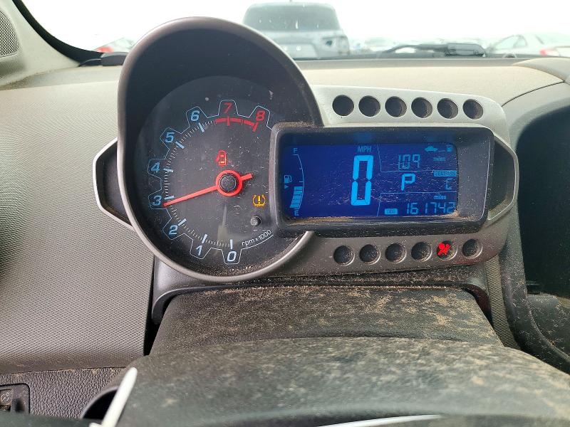 72128696 :رقم المزاد ، 1G1JA6SGXE4118094 vin ، 2014 Chevrolet Sonic مزاد بيع