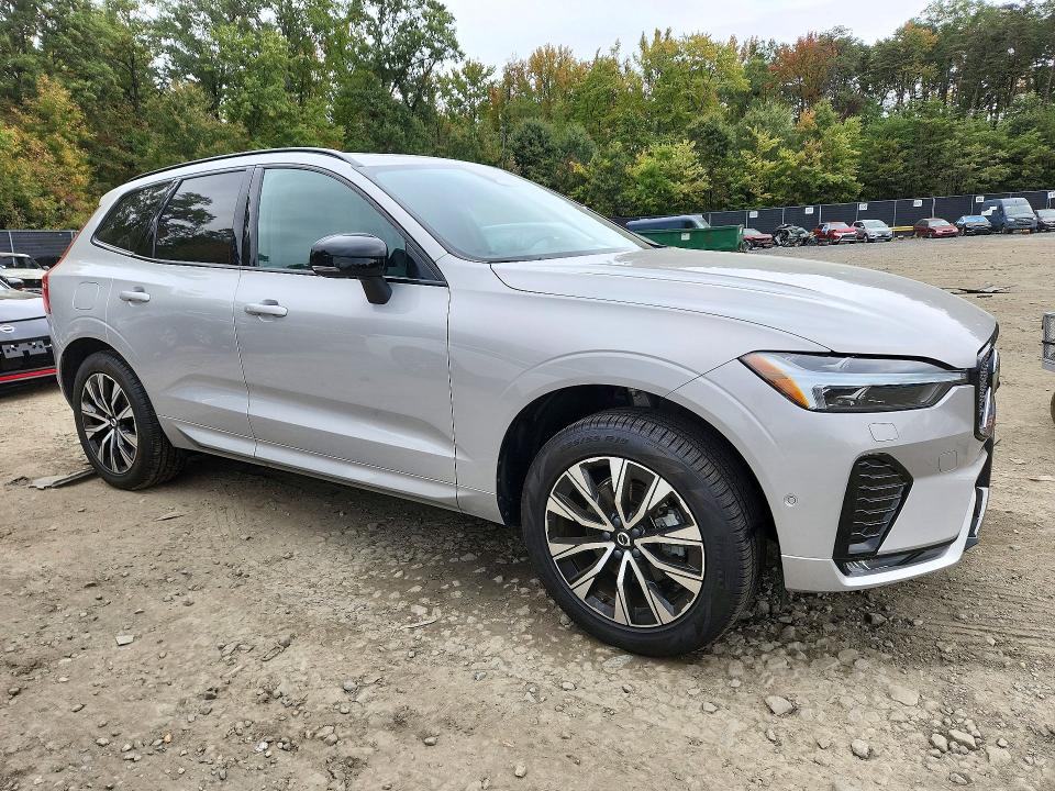 72928336 :رقم المزاد ، YV4M12RC9S1183089 vin ، 2025 Volvo Xc60 مزاد بيع