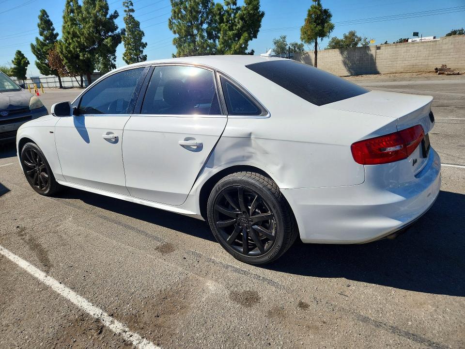 Продажа на аукционе авто 2014 Audi A4, vin: WAUAFAFL7EN010140, номер лота: 72133686