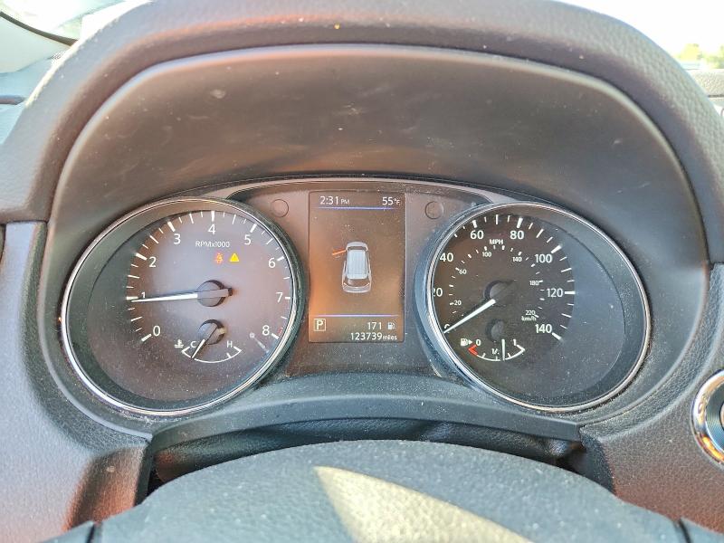 2018 Nissan Rogue მანქანა იყიდება აუქციონზე, vin: 5N1AT2MV5JC768985, აუქციონის ნომერი: 71752636