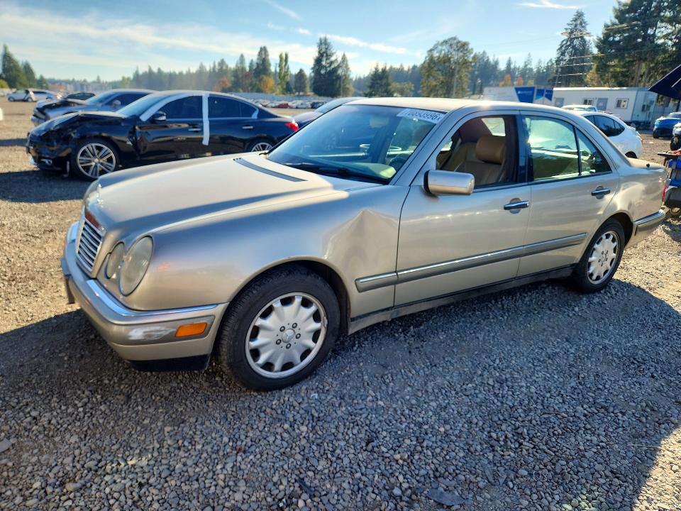 Aukcja sprzedaży 1996 Mercedes-benz E, vin: WDBJF55F0TJ023370, numer aukcji: 70893996