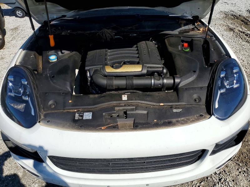 Продажа на аукционе авто 2016 Porsche Cayenne, vin: WP1AA2A29GLA01927, номер лота: 72215526