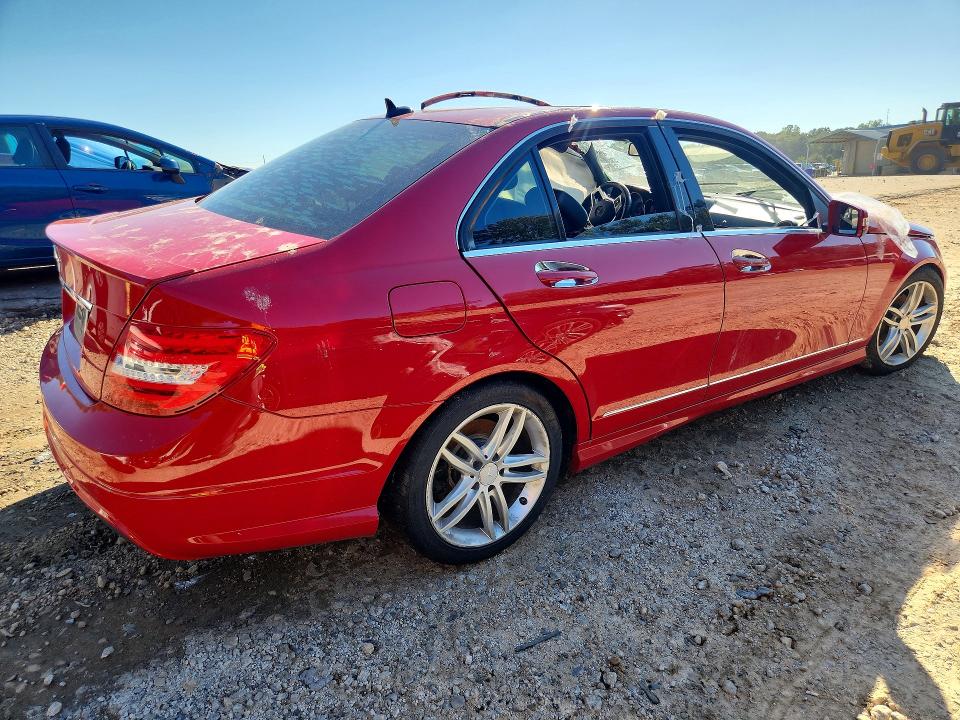 Продаж на аукціоні авто 2013 Mercedes-benz C, vin: WDDGF4HB3DR262886, номер лоту: 71470466
