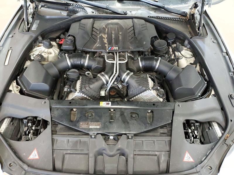 72375676 :رقم المزاد ، WBSLX9C5XED160318 vin ، 2014 Bmw M6 مزاد بيع