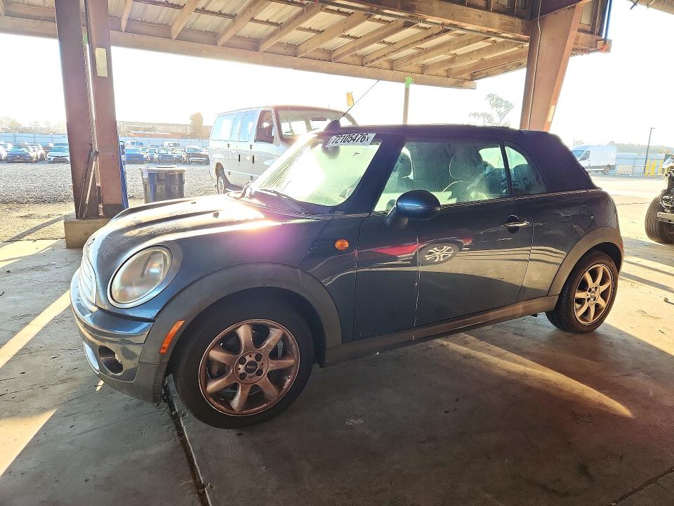 Aukcja sprzedaży 2010 Mini Cooper, vin: WMWMR3C52ATZ18782, numer aukcji: 72105476