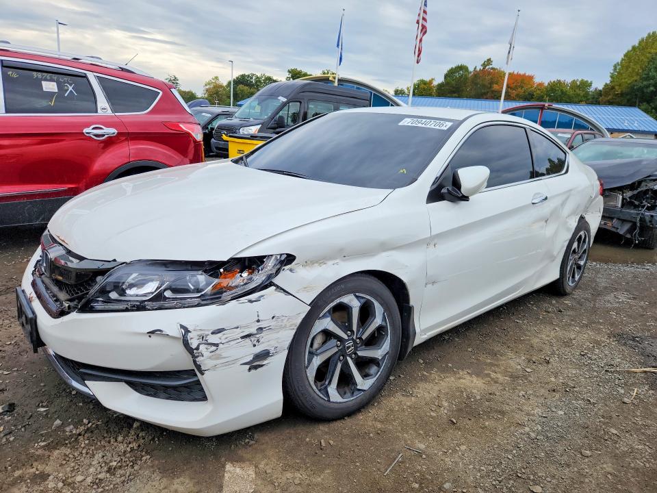 Auction sale of the 2016 Honda Accord, vin: 1HGCT1B36GA008112, lot number: 70940706