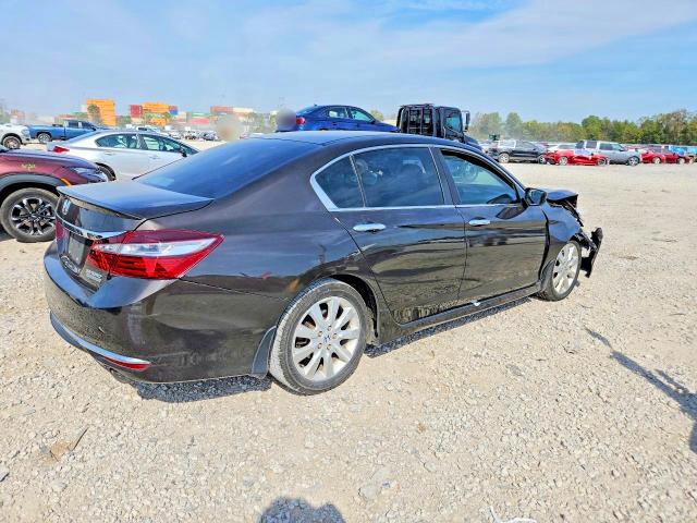 Продажа на аукционе авто 2017 Honda Accord, vin: 1HGCR2F15HA043223, номер лота: 71151256