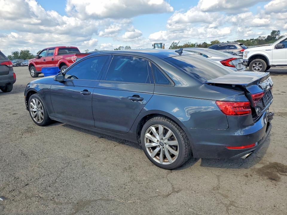 Продаж на аукціоні авто 2017 Audi A4, vin: WAUANAF44HN007549, номер лоту: 71606066