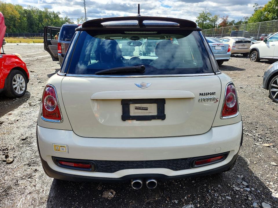 Продажа на аукционе авто 2011 Mini Cooper, vin: WMWSV3C51BTY14014, номер лота: 72441696