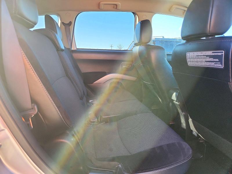 Auction sale of the 2011 Mitsubishi Outlander, vin: JA4JT3AWXBU033142, lot number: 73833136