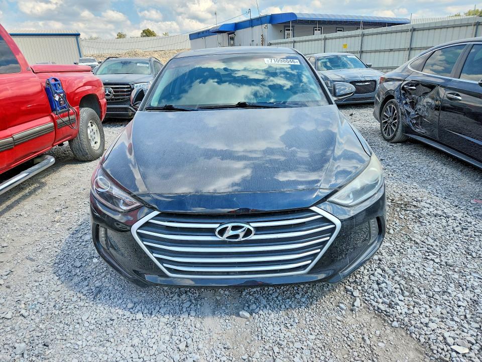 Продажа на аукционе авто 2018 Hyundai Elantra, vin: 5NPD84LF3JH241136, номер лота: 71098046