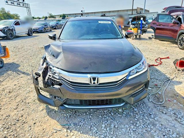 Продажа на аукционе авто 2017 Honda Accord, vin: 1HGCR2F15HA043223, номер лота: 71151256