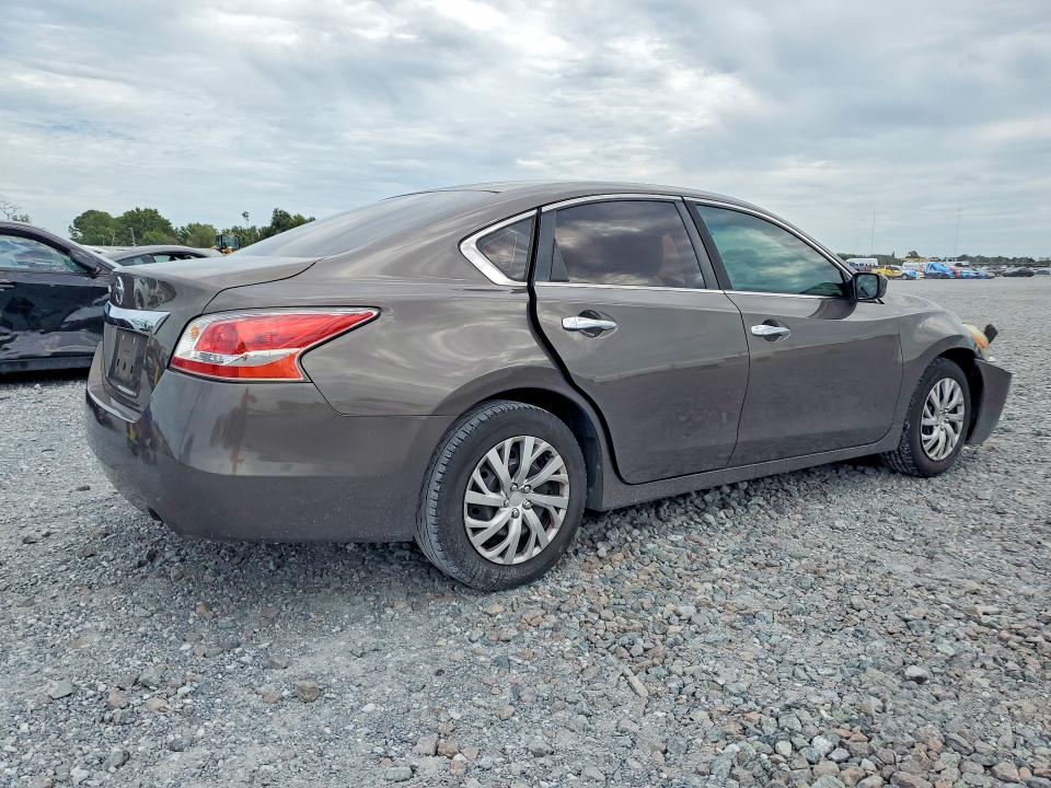 Auction sale of the 2015 Nissan Altima, vin: 1N4AL3AP1FC587816, lot number: 71385106