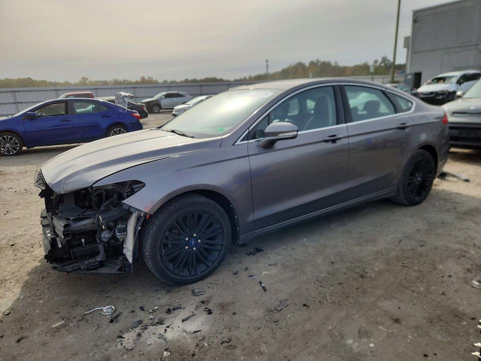 2013 Ford Fusion მანქანა იყიდება აუქციონზე, vin: 3FA6P0HR1DR258323, აუქციონის ნომერი: 72398726