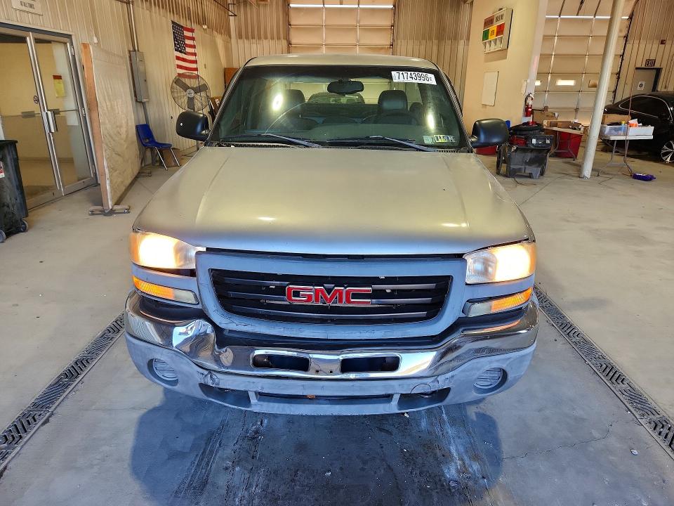 71743996 :رقم المزاد ، 1GTEC14X33Z300416 vin ، 2003 Gmc New Sierra مزاد بيع