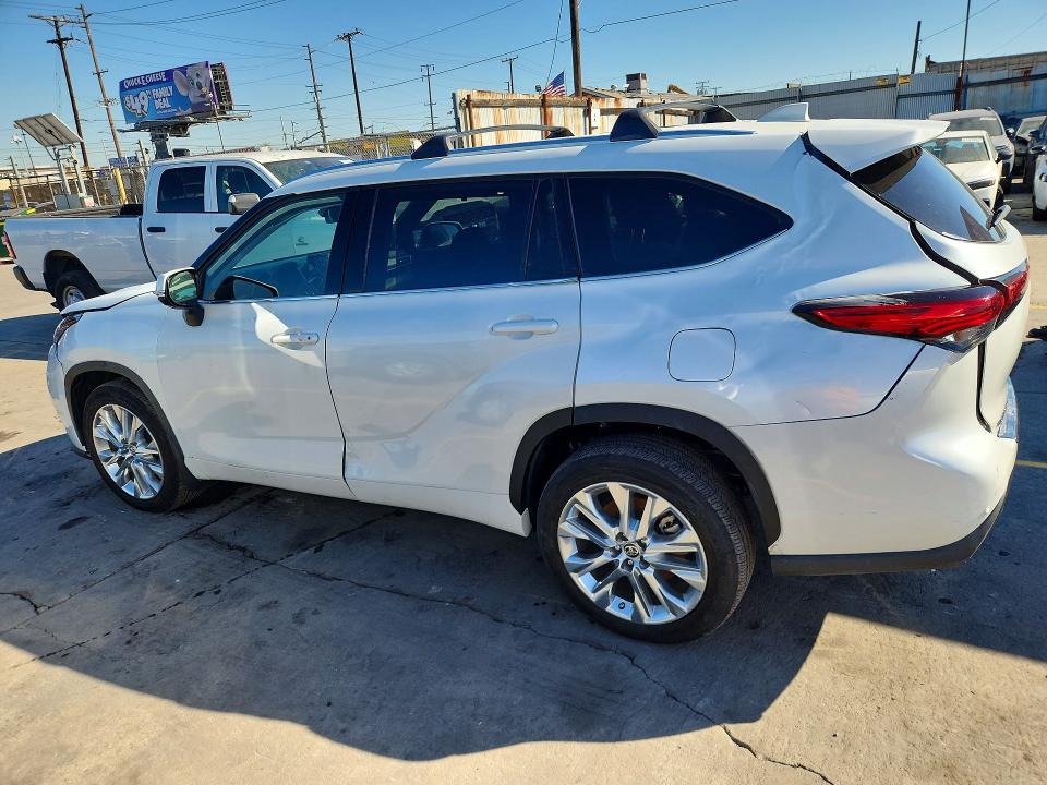 Aukcja sprzedaży 2022 Toyota Highlander, vin: 5TDDZRBH0NS214439, numer aukcji: 71635466