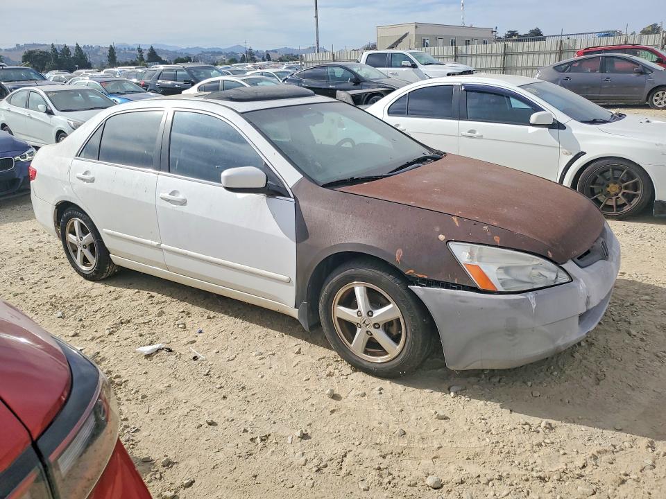 2005 Honda Accord მანქანა იყიდება აუქციონზე, vin: 1HGCM56875A059092, აუქციონის ნომერი: 70903086