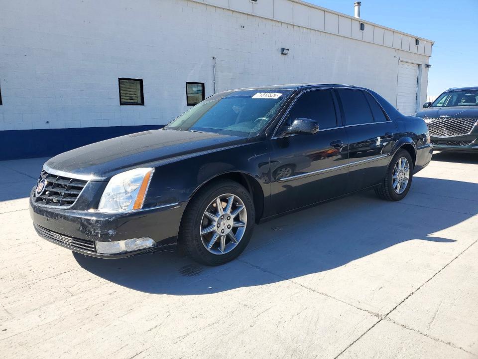 2010 Cadillac Dts მანქანა იყიდება აუქციონზე, vin: 1G6KD5EY9AU131319, აუქციონის ნომერი: 71016526