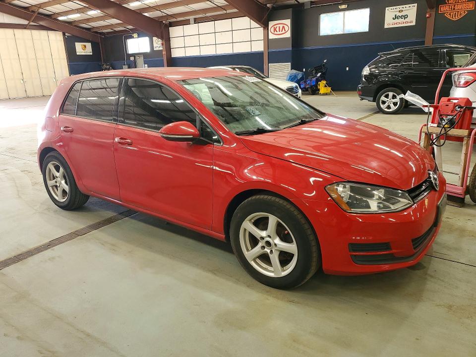72181906 :رقم المزاد ، 3VW217AU3GM032168 vin ، 2016 Volkswagen Golf مزاد بيع