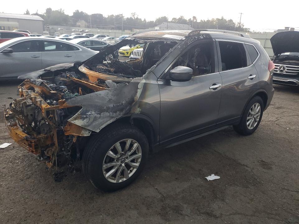 2020 Nissan Rogue მანქანა იყიდება აუქციონზე, vin: JN8AT2MV1LW143980, აუქციონის ნომერი: 71540406