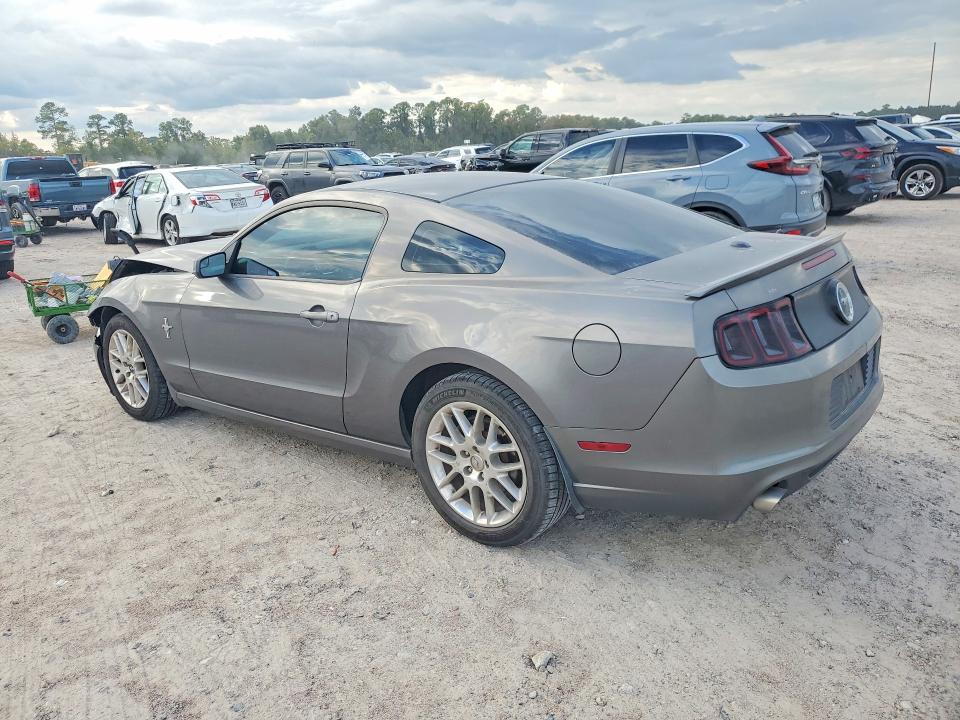 Продажа на аукционе авто 2014 Ford Mustang, vin: 1ZVBP8AM8E5217145, номер лота: 71880246