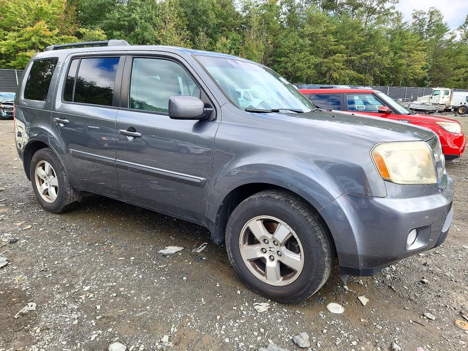 72442886 :رقم المزاد ، 5FNYF4H64BB089478 vin ، 2011 Honda Pilot مزاد بيع