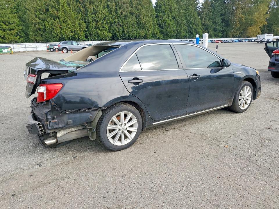 Aukcja sprzedaży 2014 Toyota Camry Hybrid, vin: 4T1BD1FK1EU104777, numer aukcji: 69460726