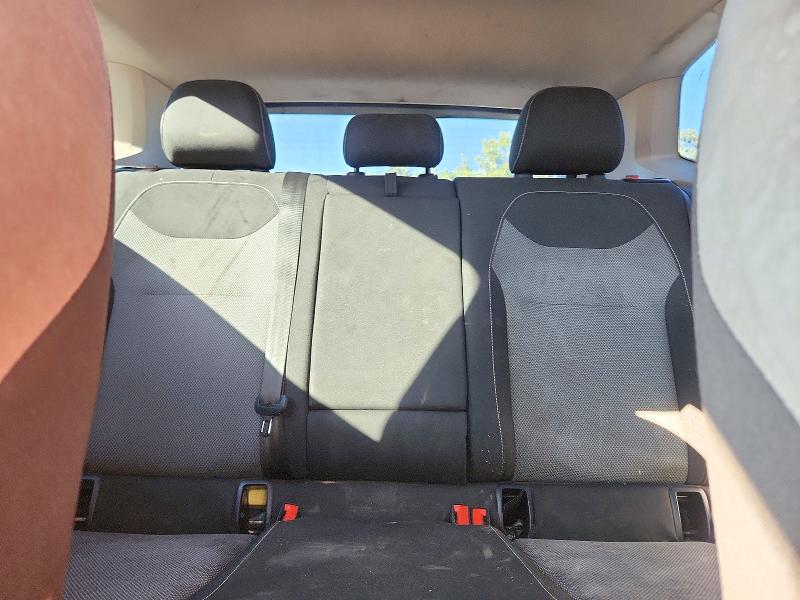 Продаж на аукціоні авто 2022 Volkswagen Taos, vin: 3VVCX7B24NM048297, номер лоту: 72109226