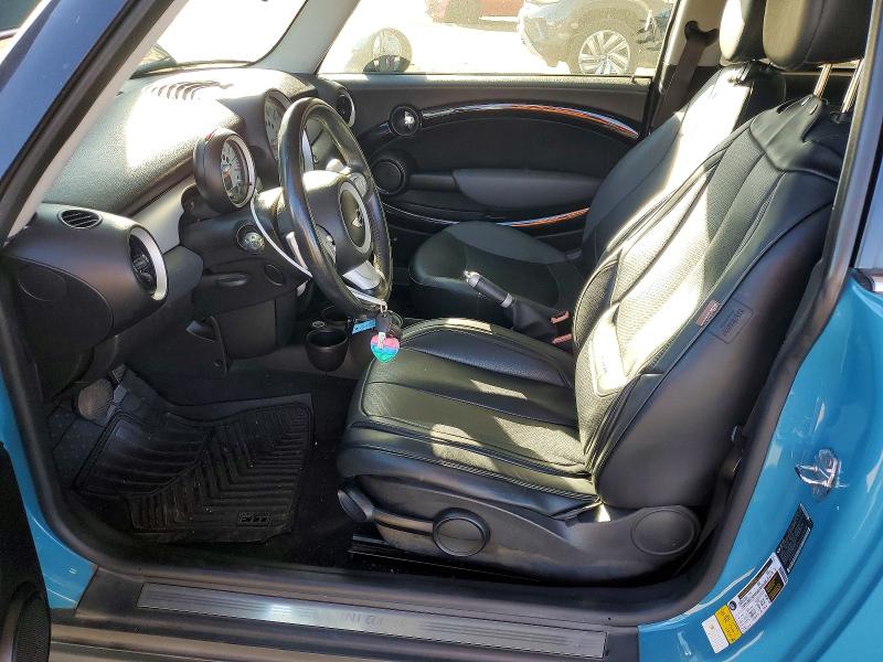 2009 Mini Cooper მანქანა იყიდება აუქციონზე, vin: WMWMF335X9TW70558, აუქციონის ნომერი: 73172696