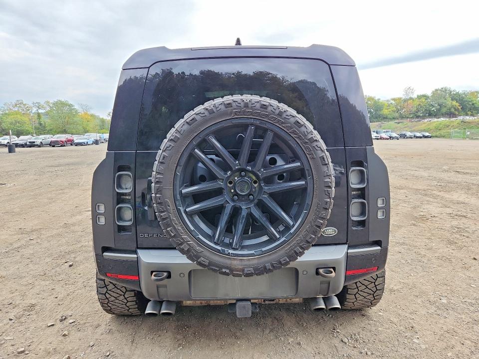 Продаж на аукціоні авто 2023 Land Rover Defender, vin: SALEWEEE0P2189861, номер лоту: 71300436