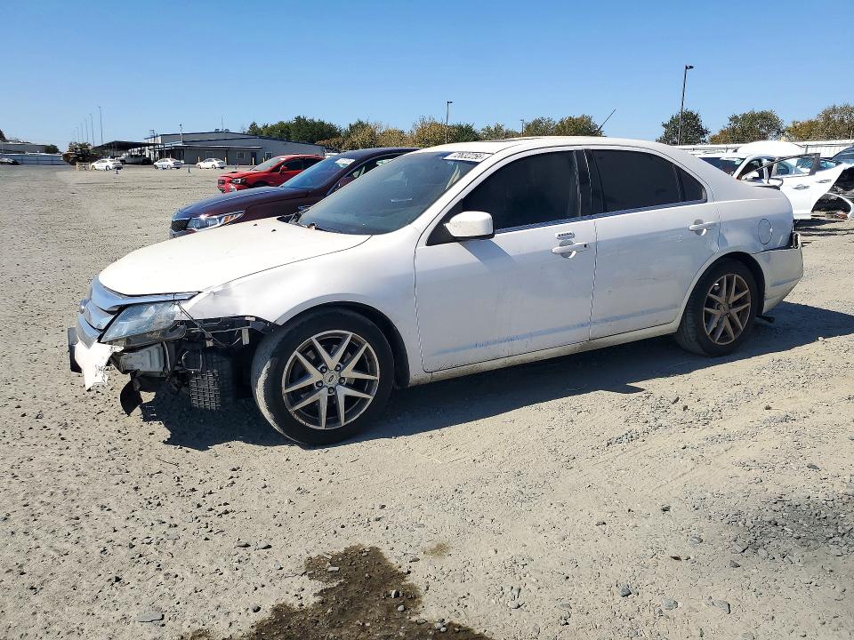 72632256 :رقم المزاد ، 3FAHP0JA5AR266658 vin ، 2010 Ford Fusion مزاد بيع