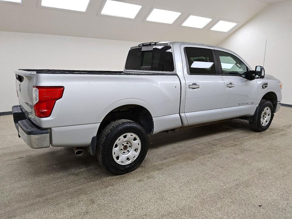2017 Nissan Titan Xd მანქანა იყიდება აუქციონზე, vin: 1N6BA1F3XHN568832, აუქციონის ნომერი: 72408306
