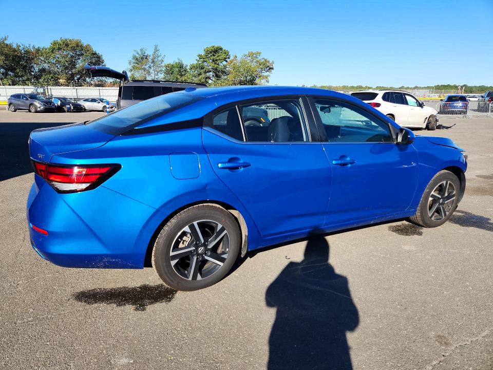 Продажа на аукционе авто 2024 Nissan Sentra, vin: 3N1AB8CV3RY314039, номер лота: 71811176